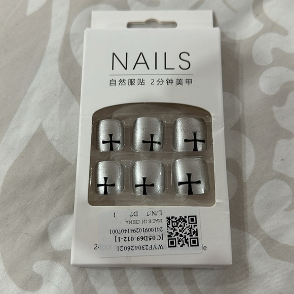 24 pcs Toe nails - Picture 4 of 8